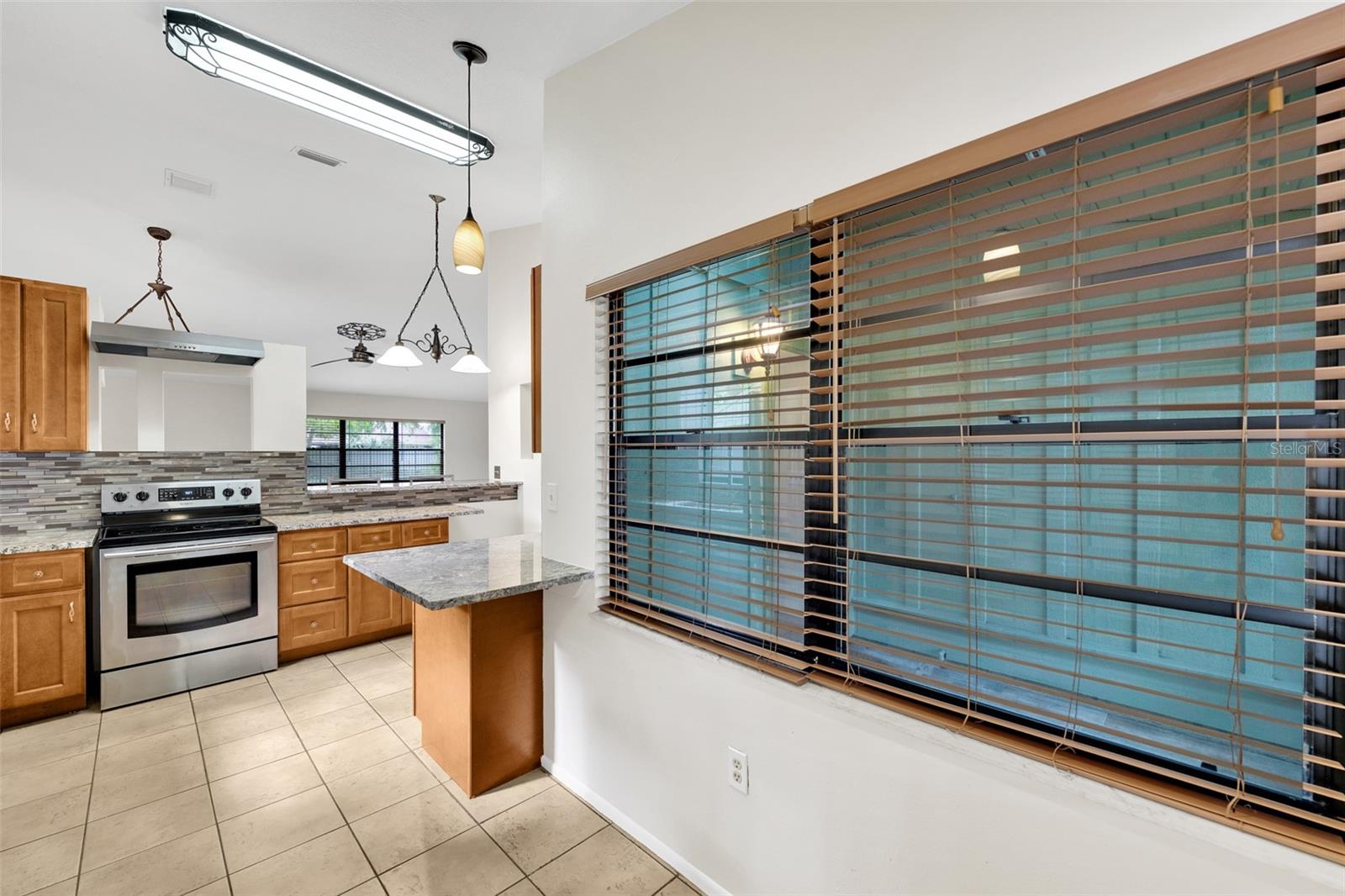 5015 BARRINGTON CIR #201, SARASOTA, FL, 34234