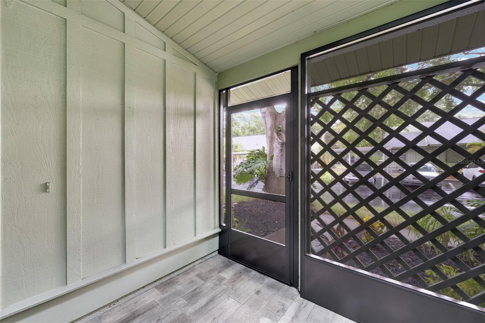 5015 BARRINGTON CIR #201, SARASOTA, FL, 34234