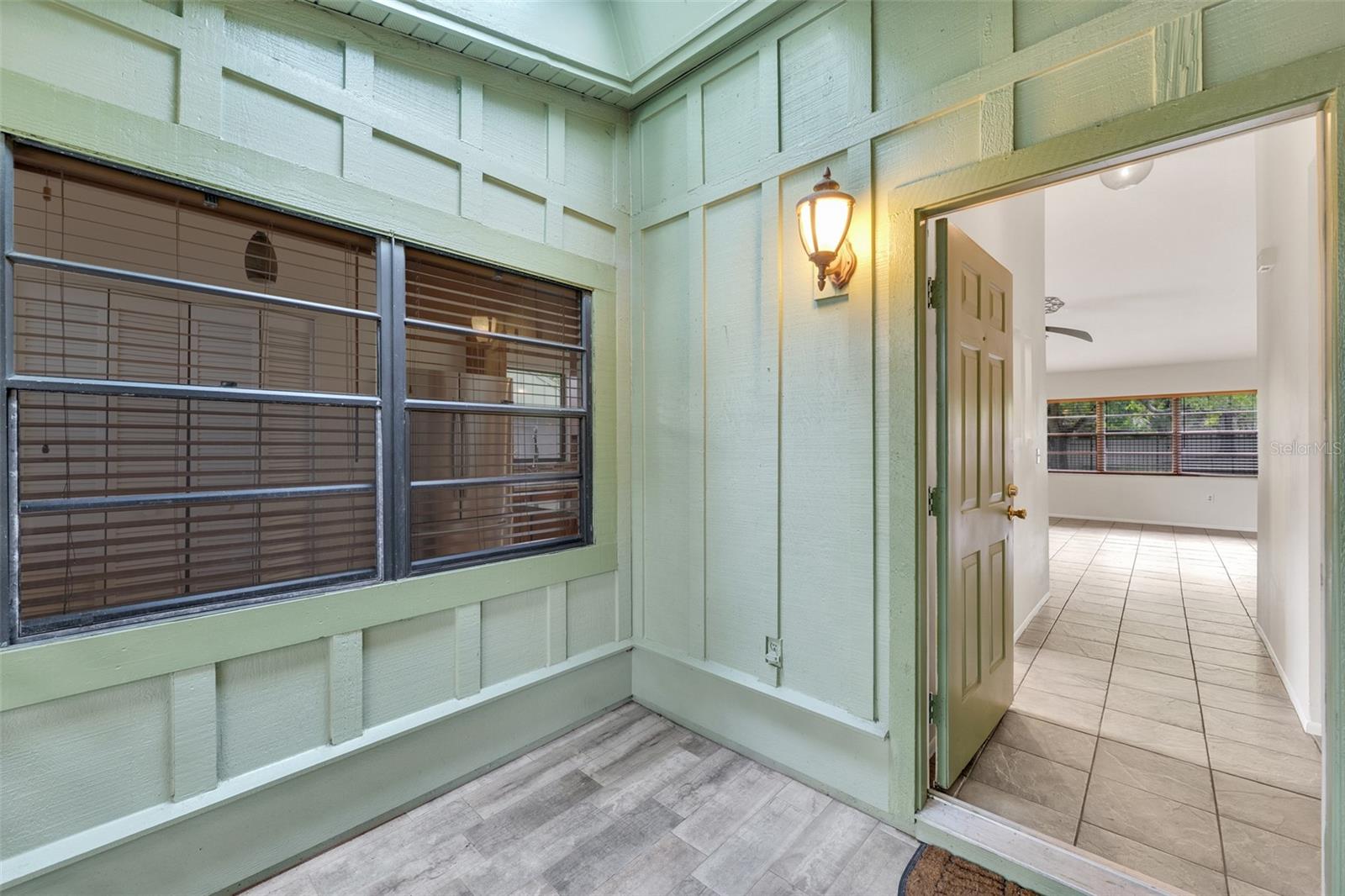 5015 BARRINGTON CIR #201, SARASOTA, FL, 34234