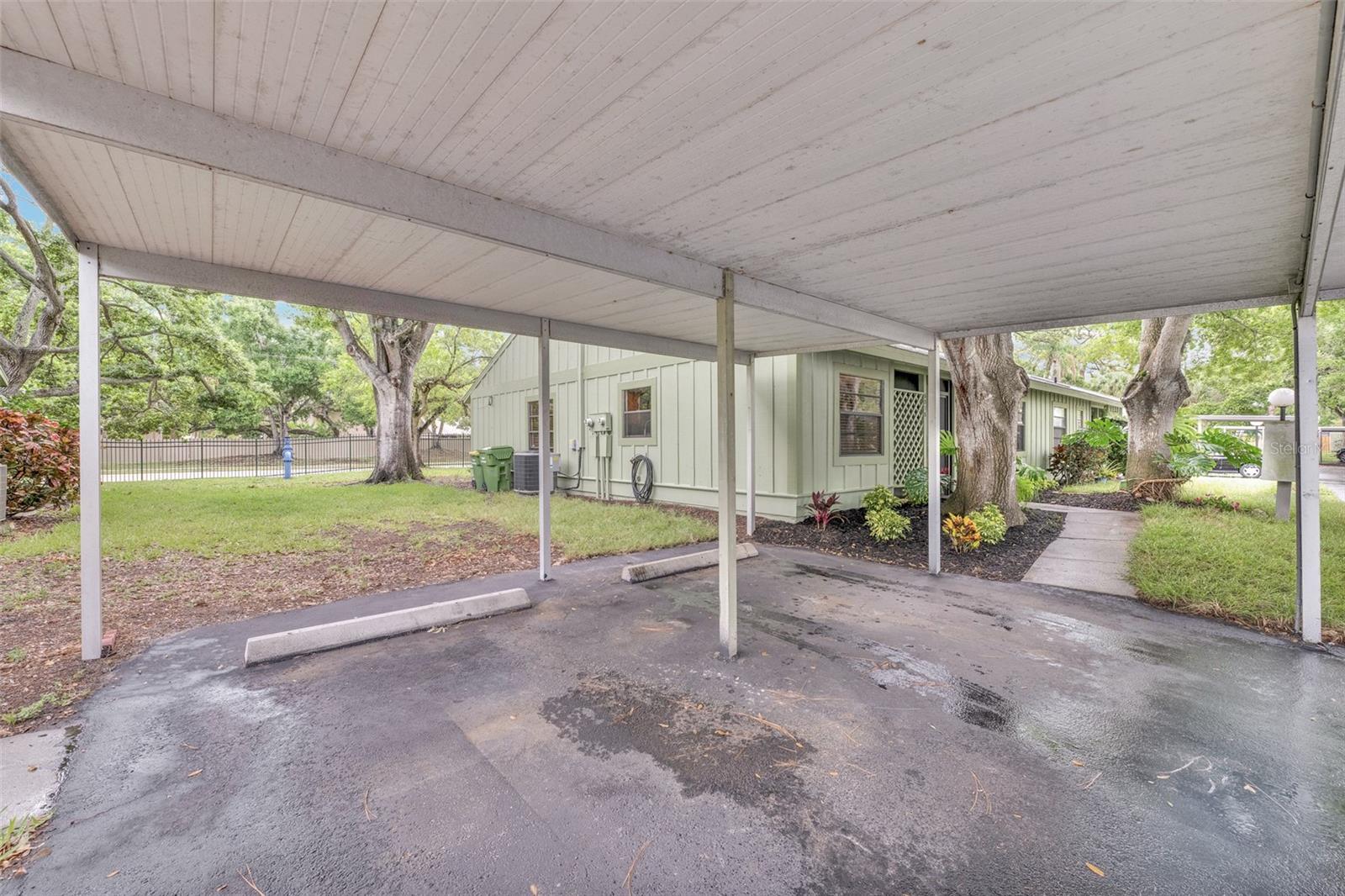 5015 BARRINGTON CIR #201, SARASOTA, FL, 34234