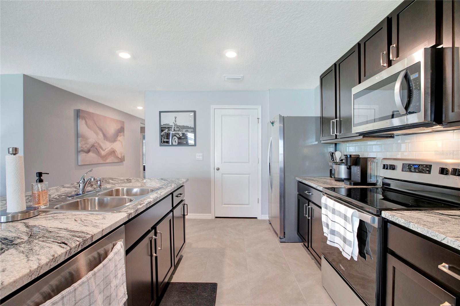 9206 MISSION BAY PL, TAMPA, FL, 33637