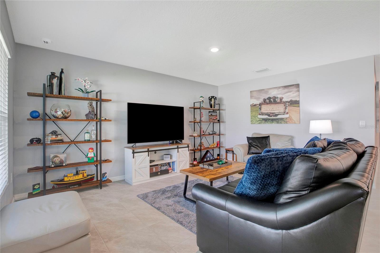 9206 MISSION BAY PL, TAMPA, FL, 33637
