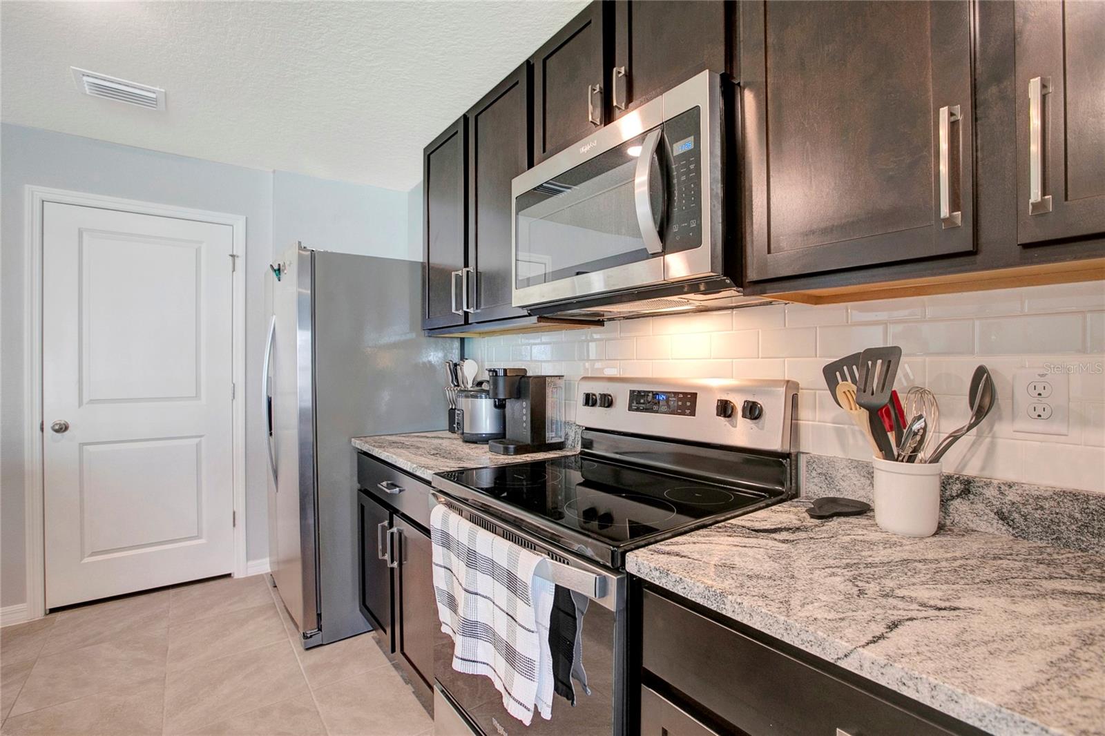 9206 MISSION BAY PL, TAMPA, FL, 33637