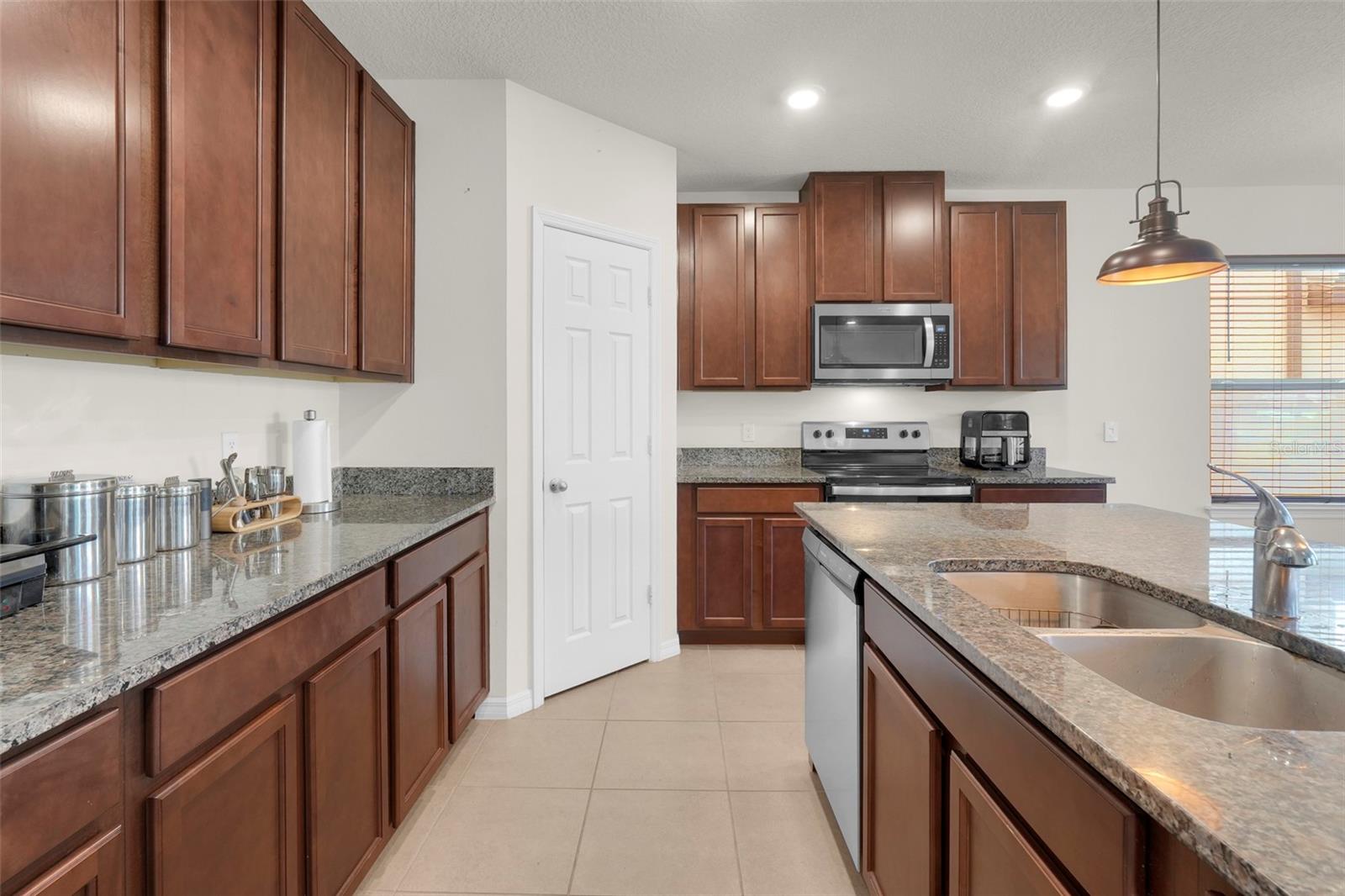 2948 CREST DR, KISSIMMEE, FL, 34744