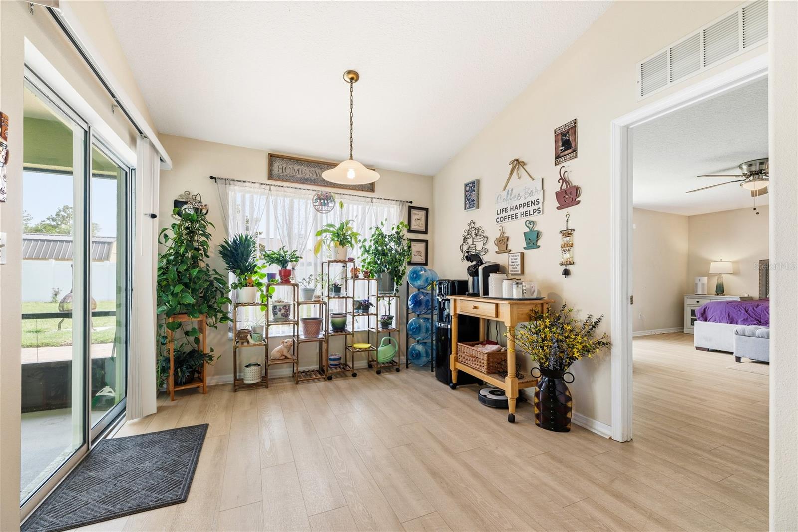 33 ROYAL LEAF LN, PALM COAST, FL, 32164