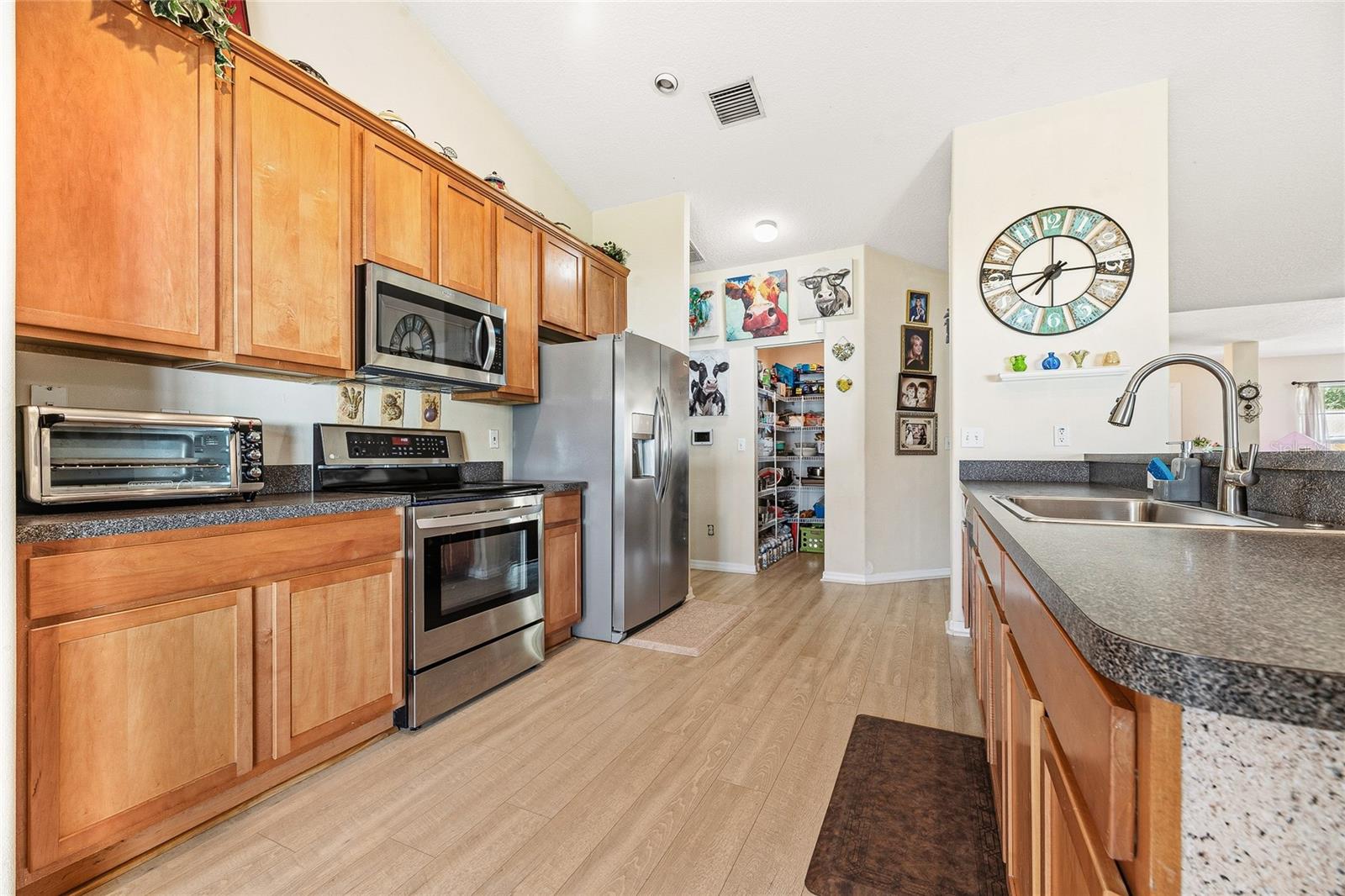 33 ROYAL LEAF LN, PALM COAST, FL, 32164