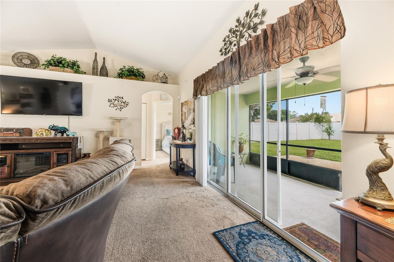33 ROYAL LEAF LN, PALM COAST, FL, 32164
