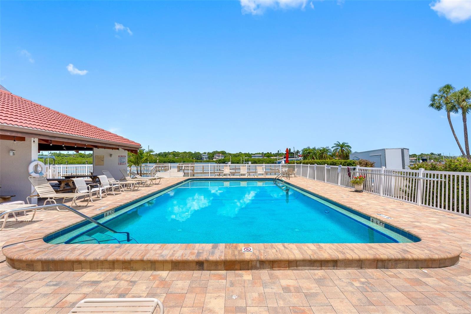19111 VISTA BAY DR #301, INDIAN SHORES, FL, 33785