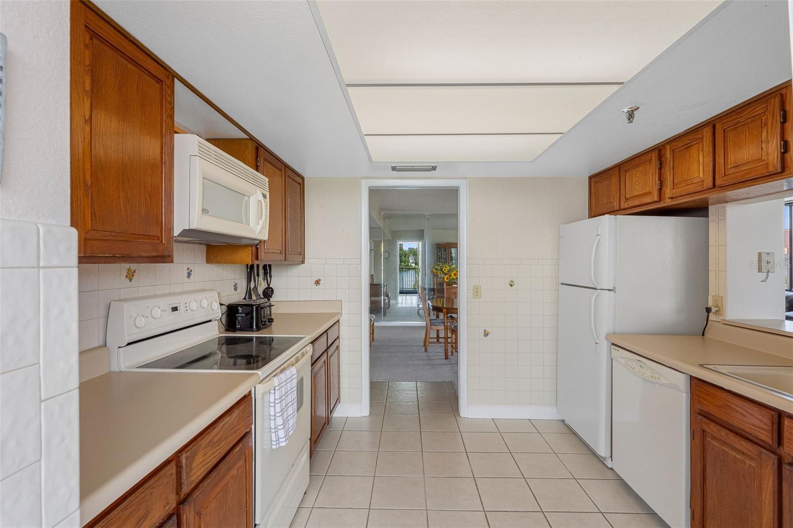 19111 VISTA BAY DR #301, INDIAN SHORES, FL, 33785