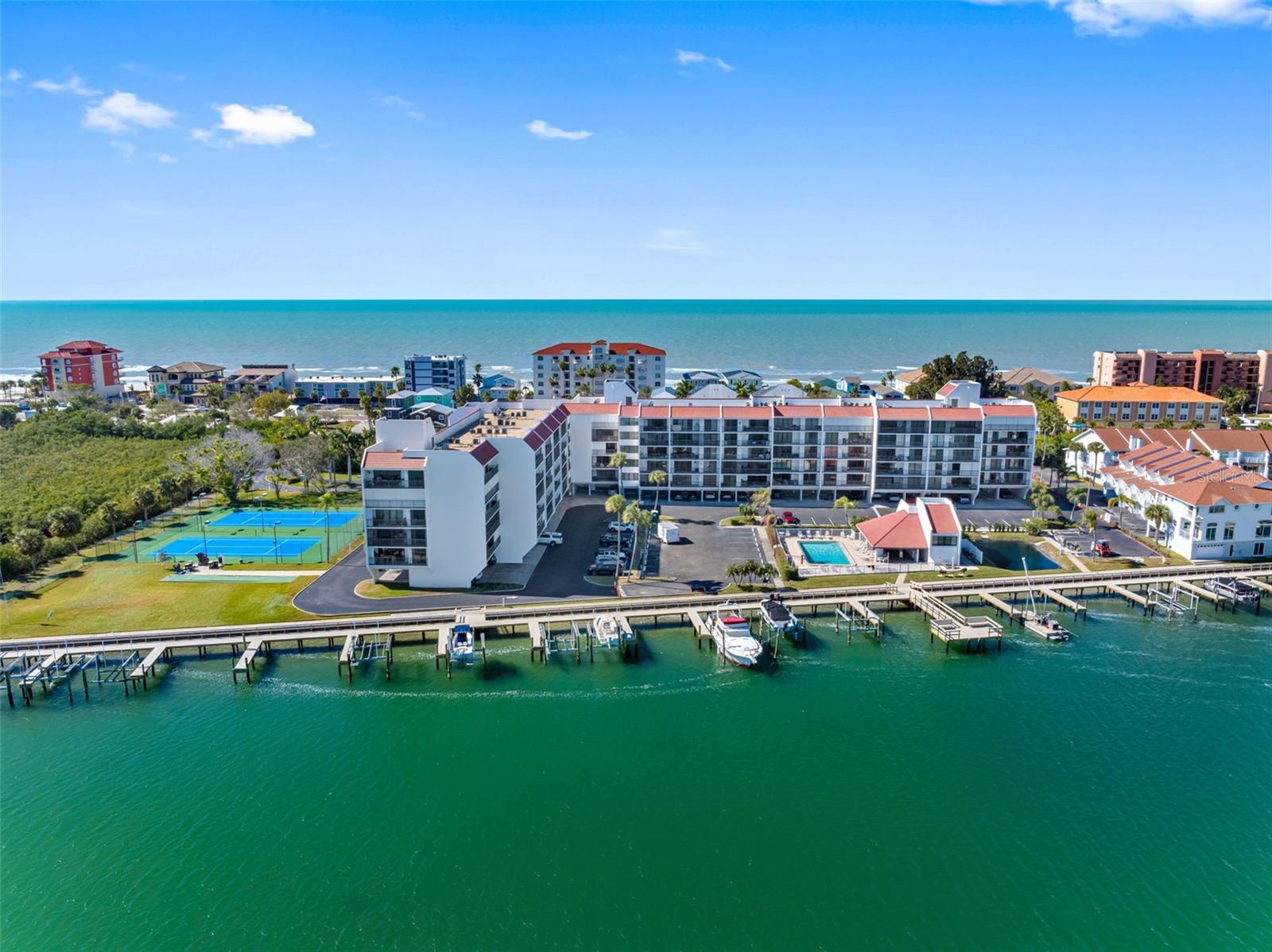 19111 VISTA BAY DR #301, INDIAN SHORES, FL, 33785