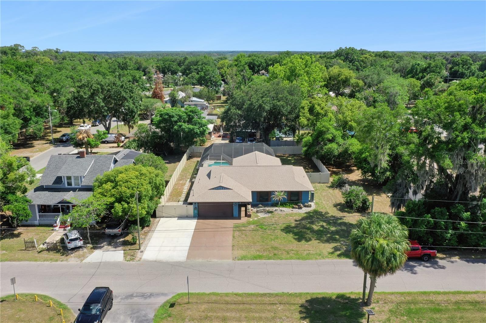 380 E LAKE ST, UMATILLA, FL, 32784