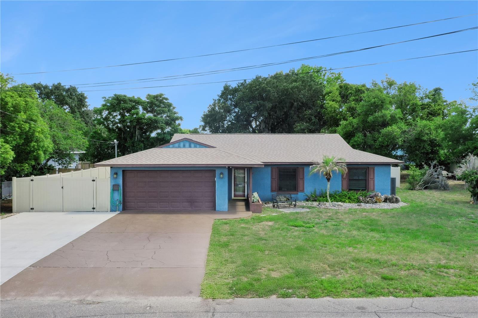 380 E LAKE ST, UMATILLA, FL, 32784