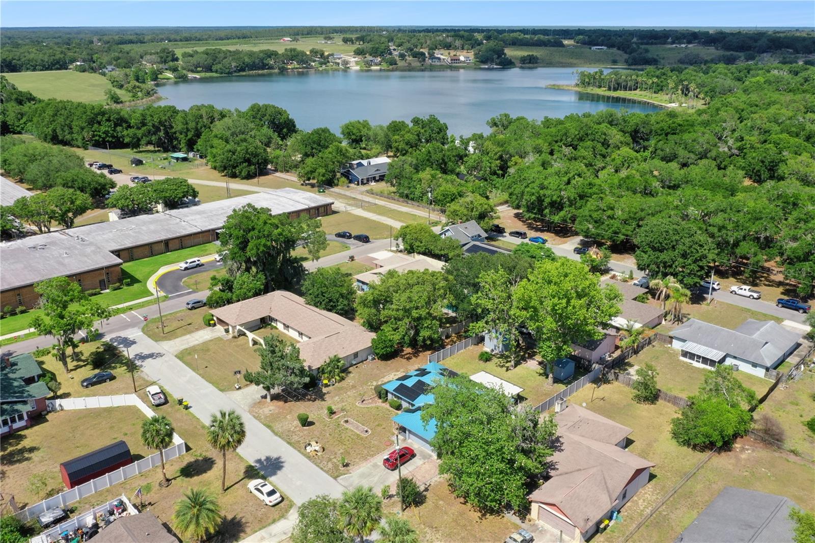 380 E LAKE ST, UMATILLA, FL, 32784