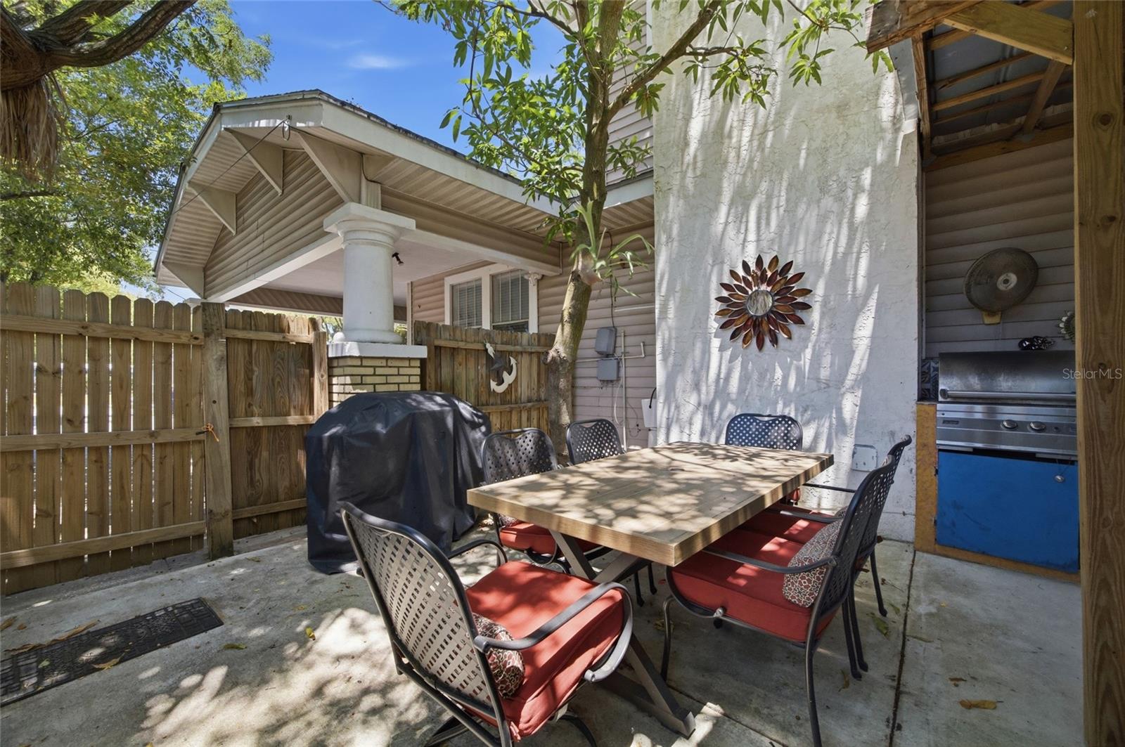 905 E 22ND AVE, TAMPA, FL, 33605