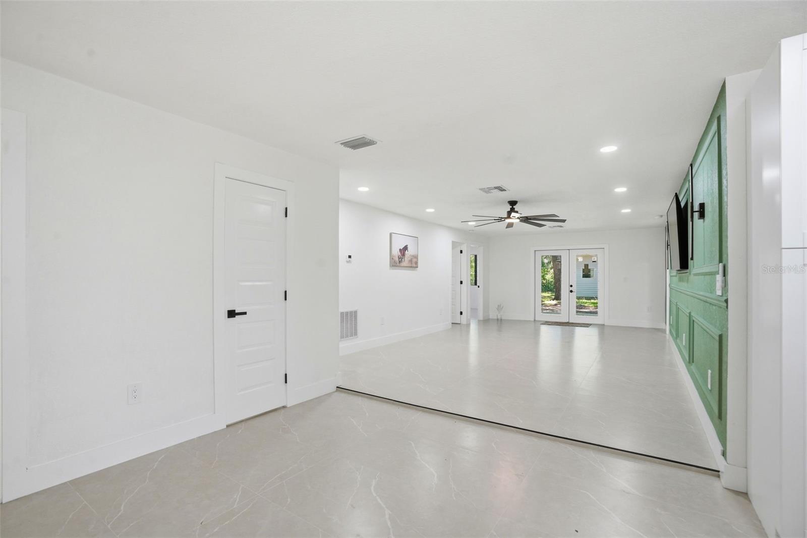 9900 W RIVERWOOD DR, CRYSTAL RIVER, FL, 34428