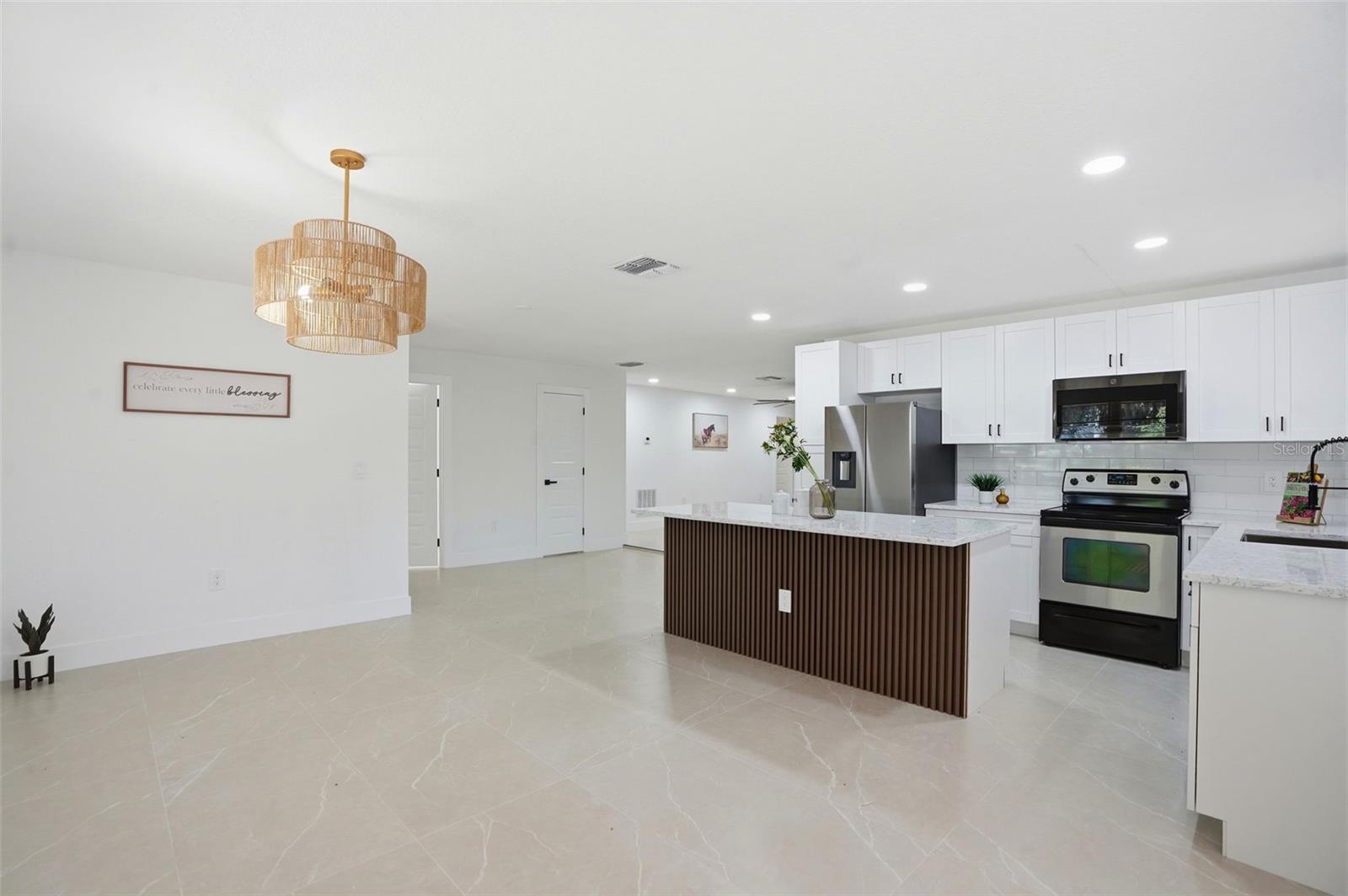 9900 W RIVERWOOD DR, CRYSTAL RIVER, FL, 34428