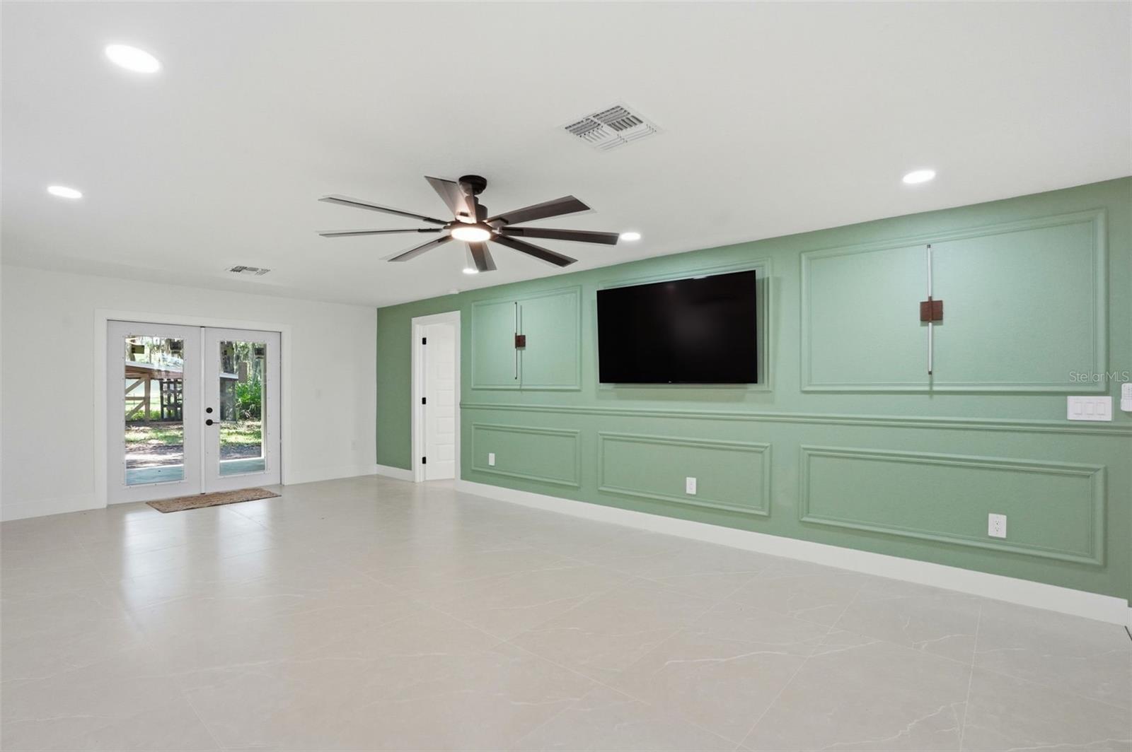 9900 W RIVERWOOD DR, CRYSTAL RIVER, FL, 34428