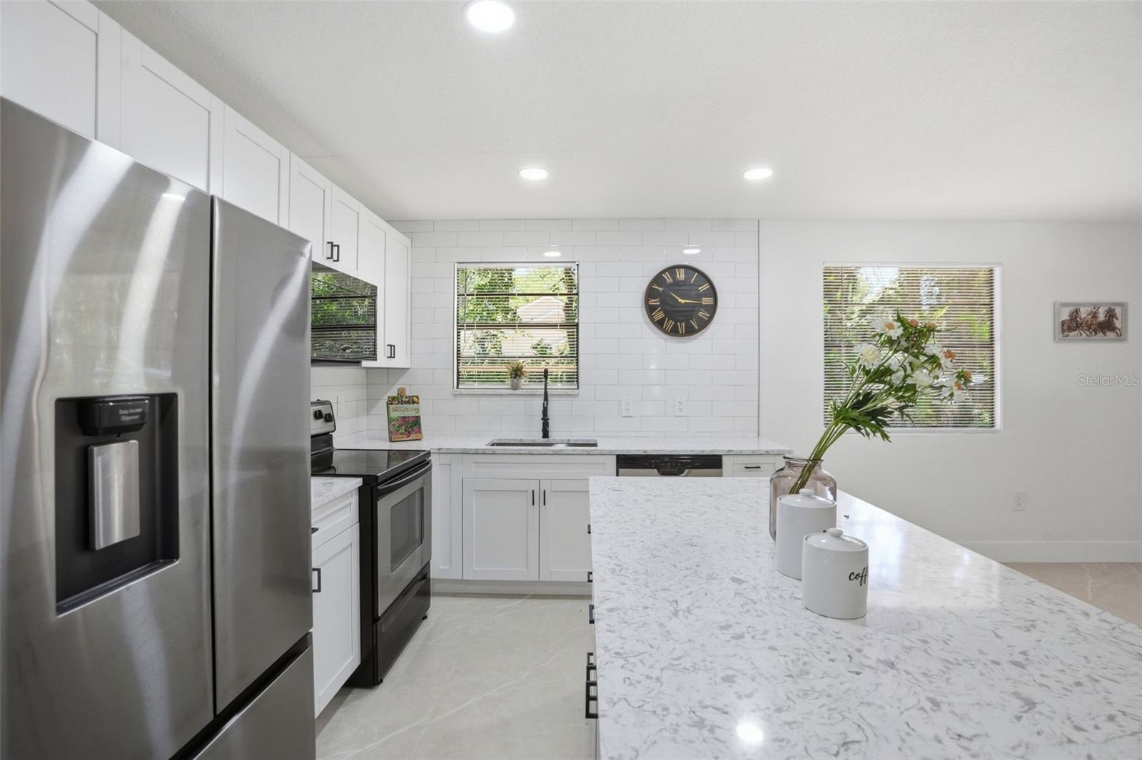 9900 W RIVERWOOD DR, CRYSTAL RIVER, FL, 34428