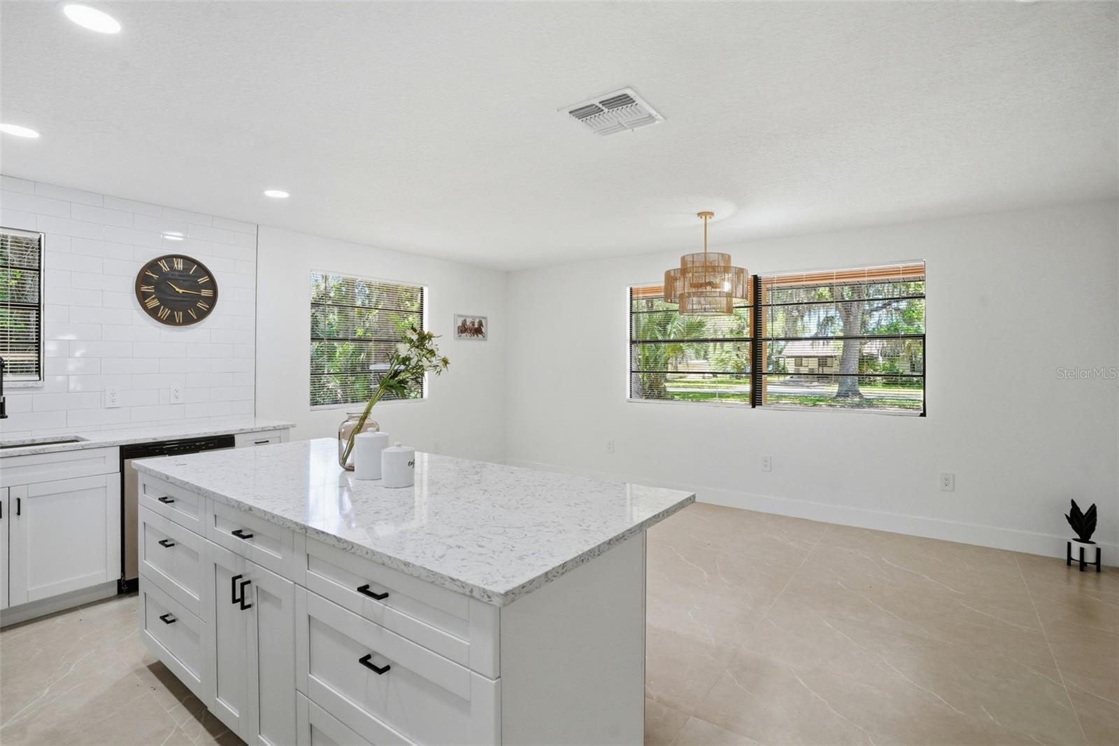 9900 W RIVERWOOD DR, CRYSTAL RIVER, FL, 34428