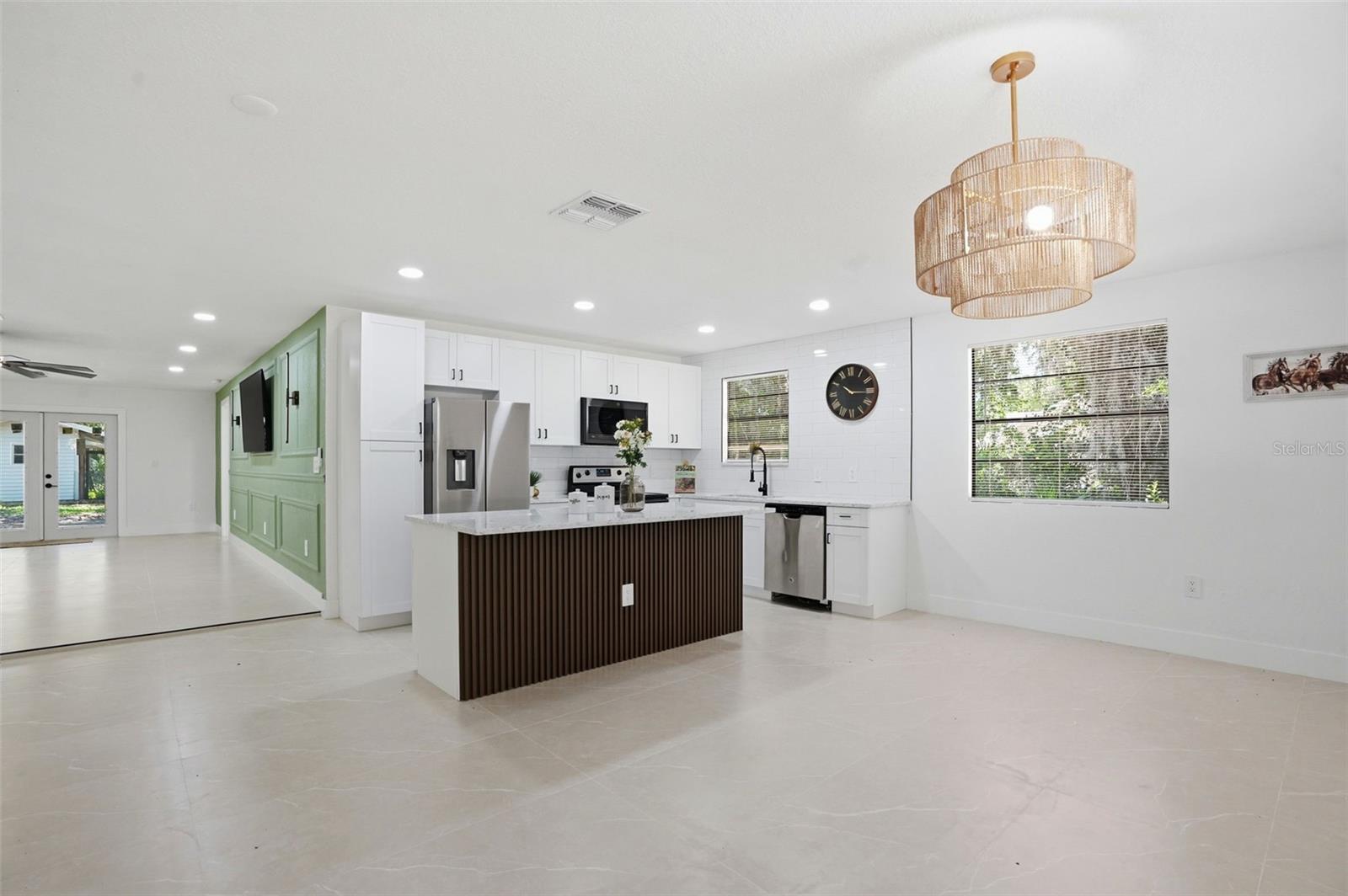 9900 W RIVERWOOD DR, CRYSTAL RIVER, FL, 34428