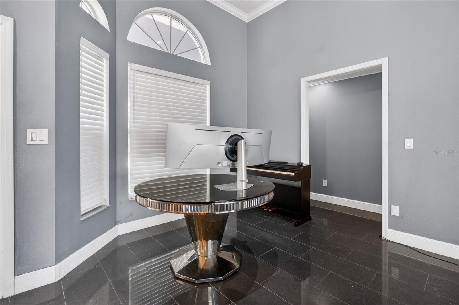 6310 PERSHING ST NE, ST PETERSBURG, FL, 33702