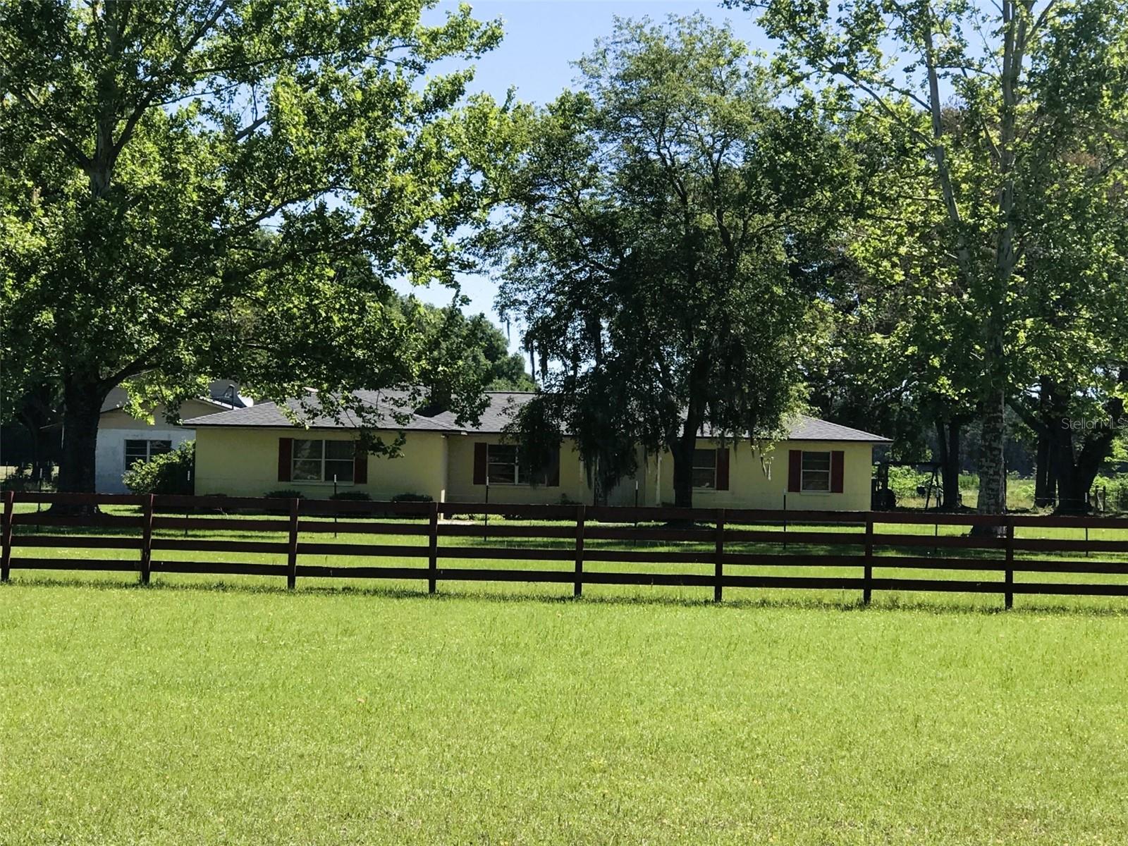 10 SW 50TH AVE, BELL, FL, 32619