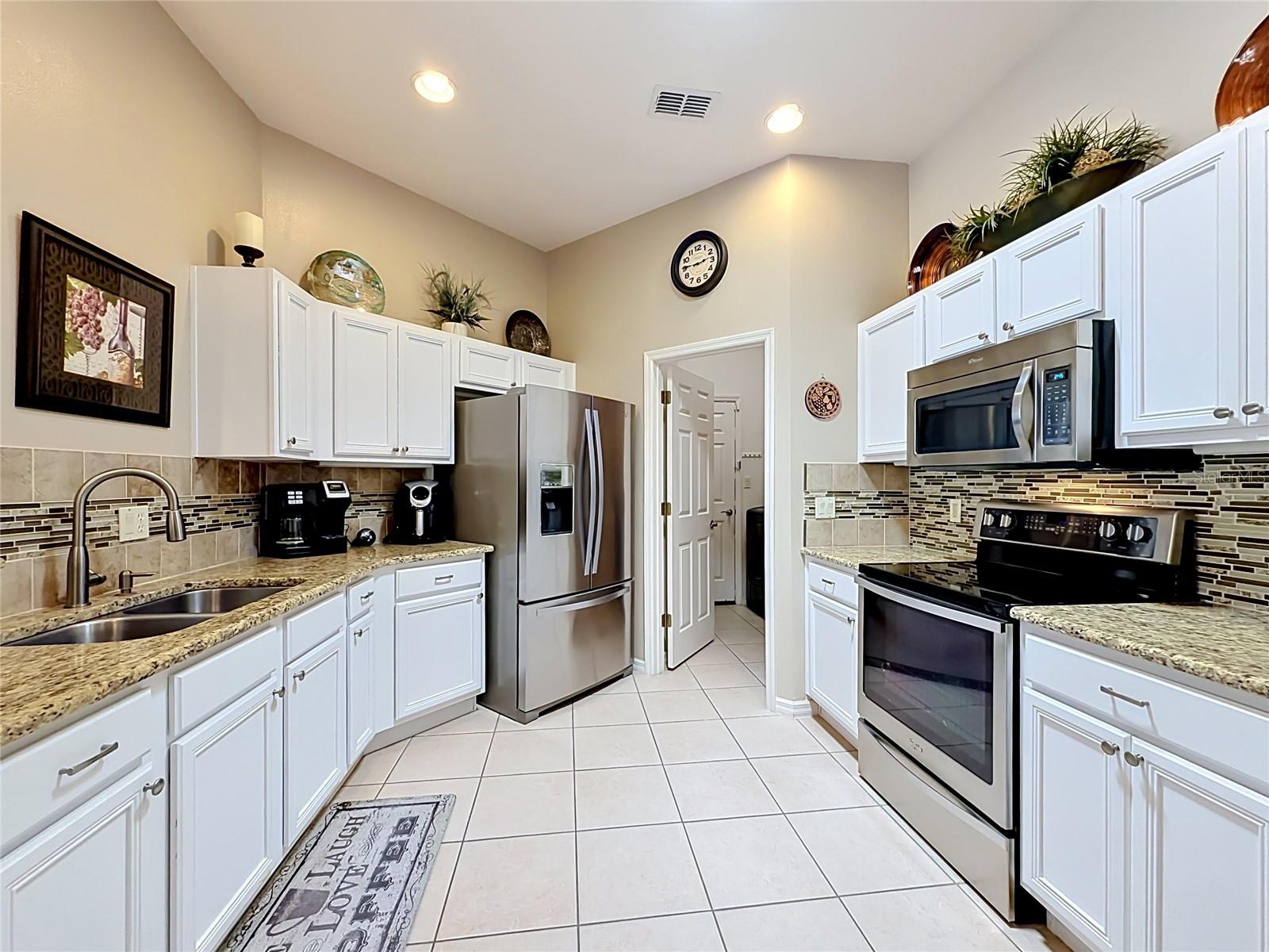 3600 MOUNT HOPE LOOP, LEESBURG, FL, 34748