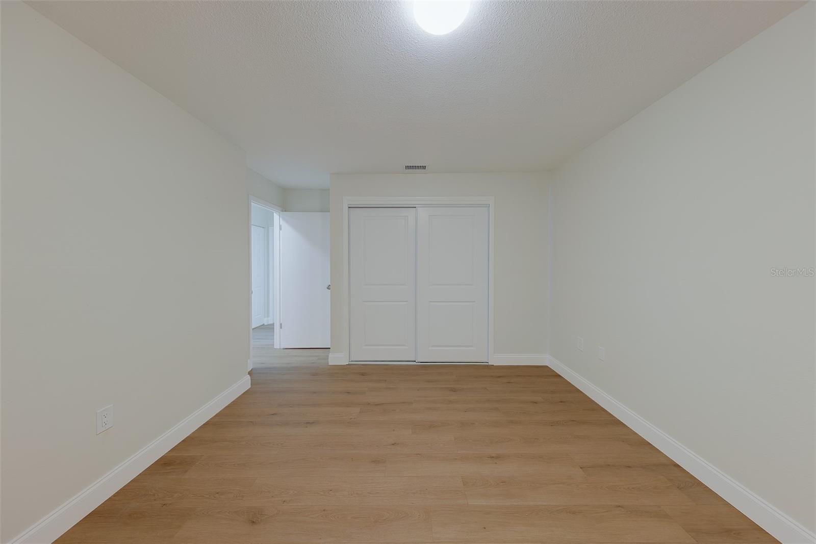 11818 69TH WAY, LARGO, FL, 33773