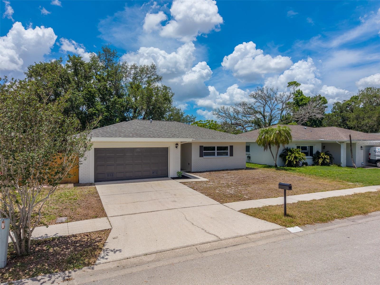 11818 69TH WAY, LARGO, FL, 33773
