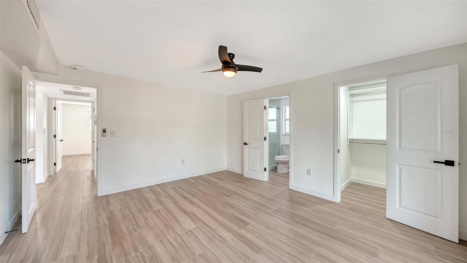909 SPANISH DR N, LONGBOAT KEY, FL, 34228