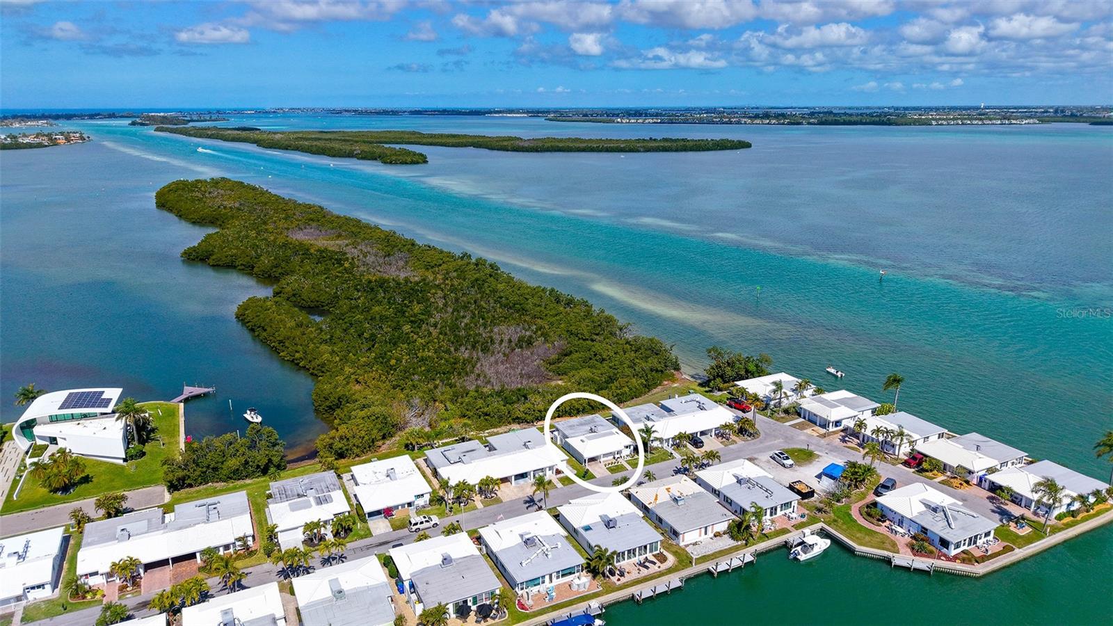 909 SPANISH DR N, LONGBOAT KEY, FL, 34228