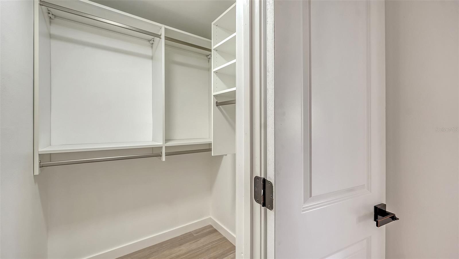 909 SPANISH DR N, LONGBOAT KEY, FL, 34228