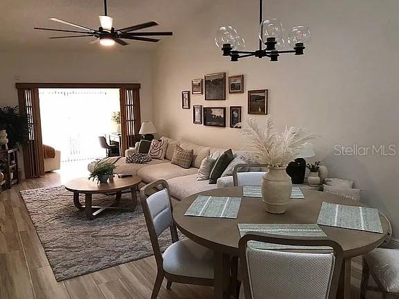 1423A OAK PL, APOPKA, FL, 32712
