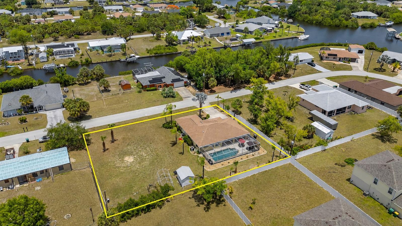18075 PETOSKEY CIR, PORT CHARLOTTE, FL, 33948