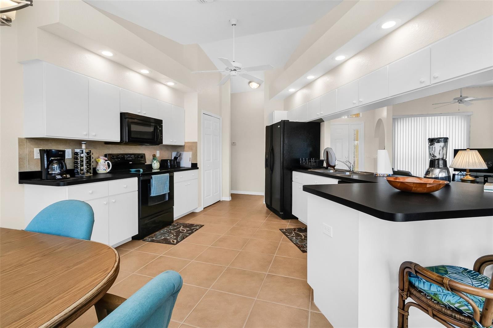 18075 PETOSKEY CIR, PORT CHARLOTTE, FL, 33948