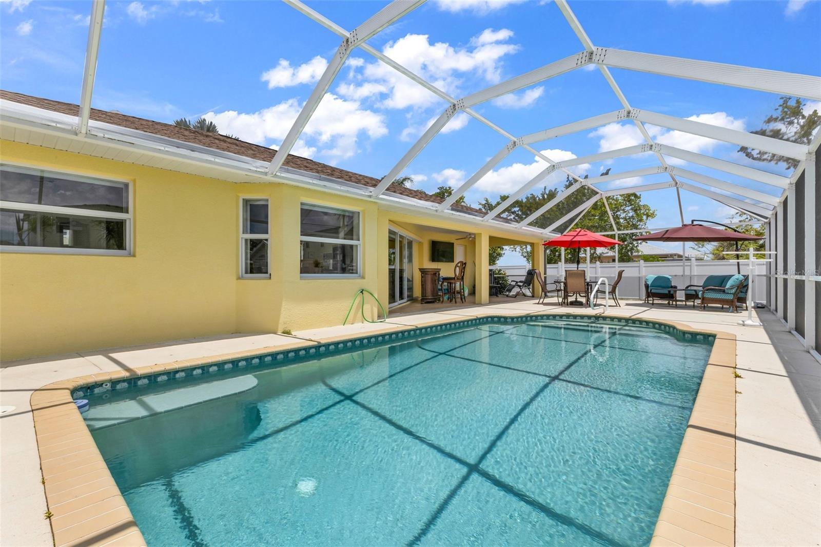 18075 PETOSKEY CIR, PORT CHARLOTTE, FL, 33948