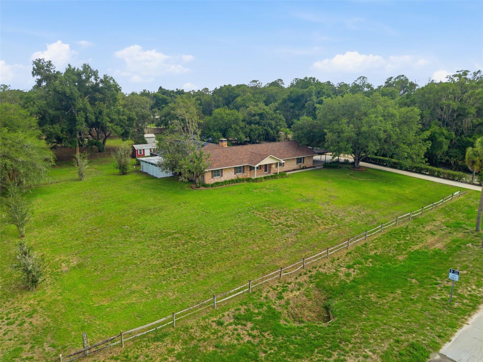 13525 301 HWY N, THONOTOSASSA, FL, 33592