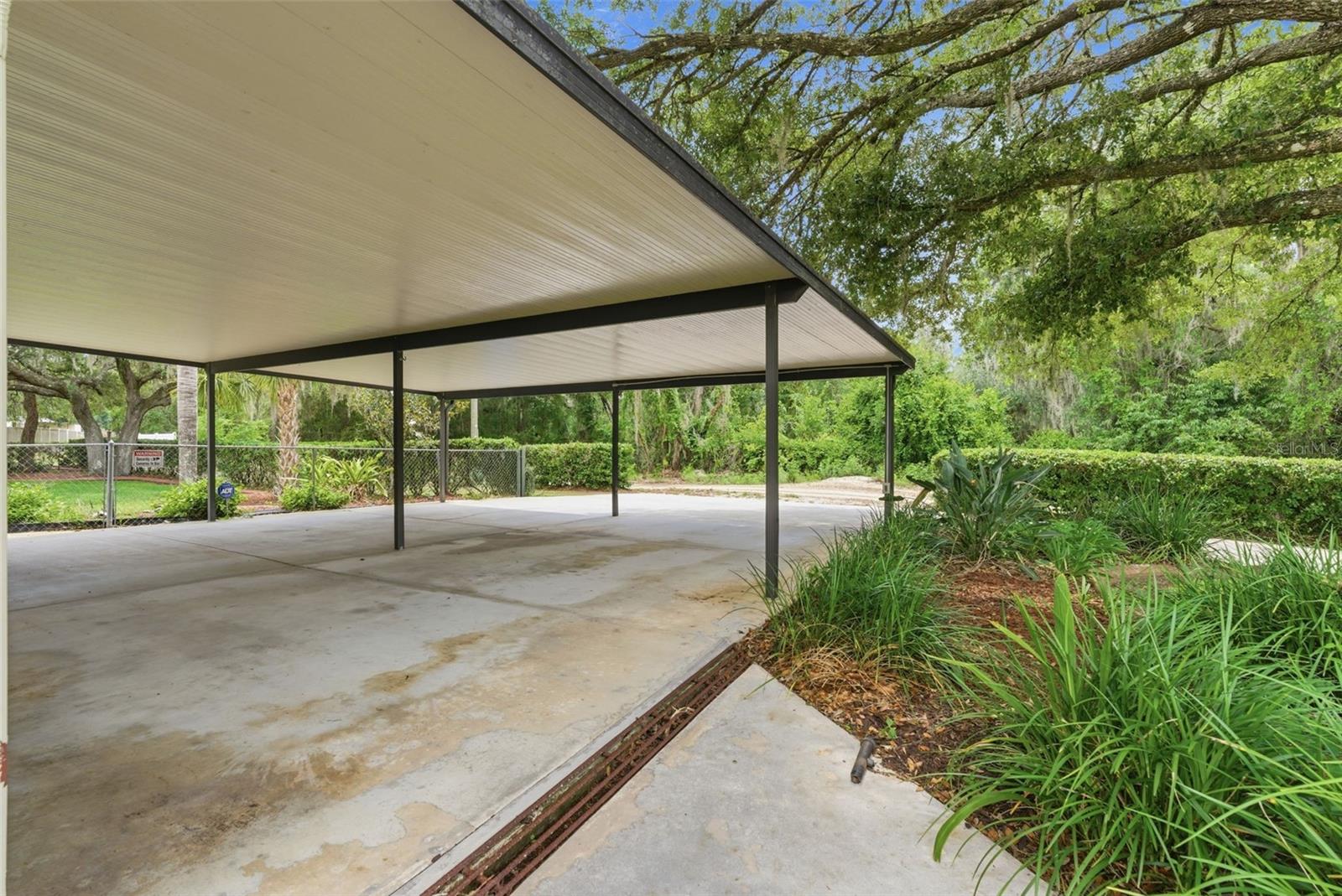 13525 301 HWY N, THONOTOSASSA, FL, 33592