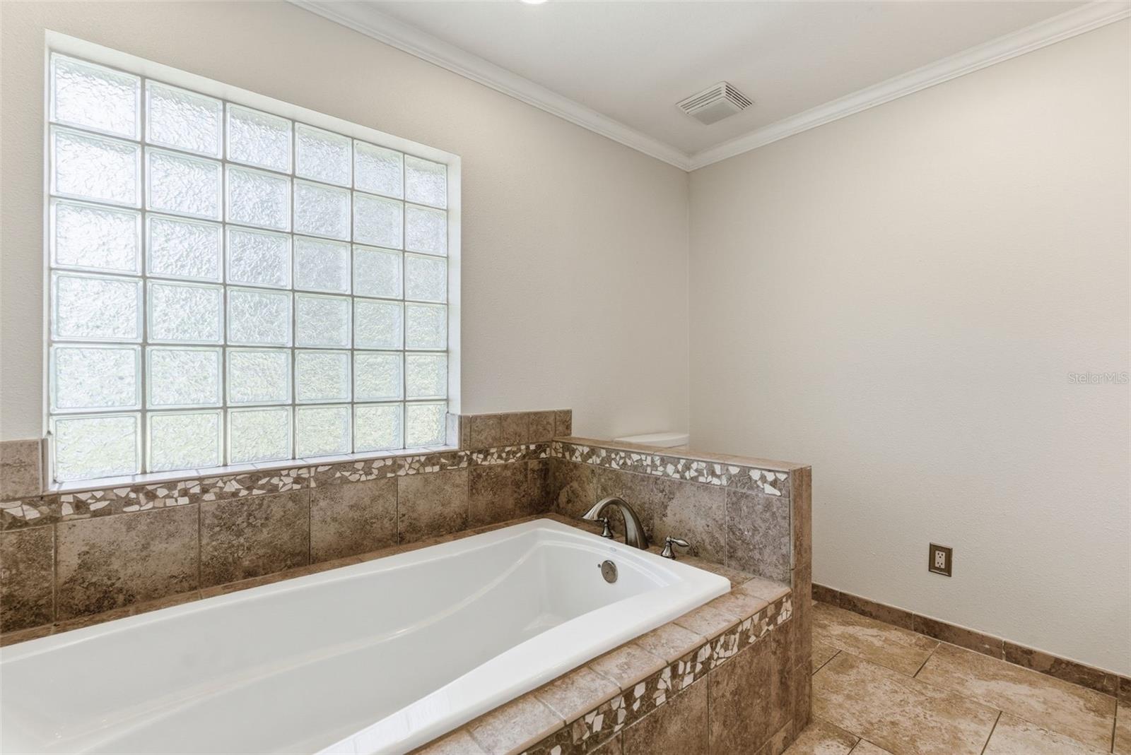13525 301 HWY N, THONOTOSASSA, FL, 33592