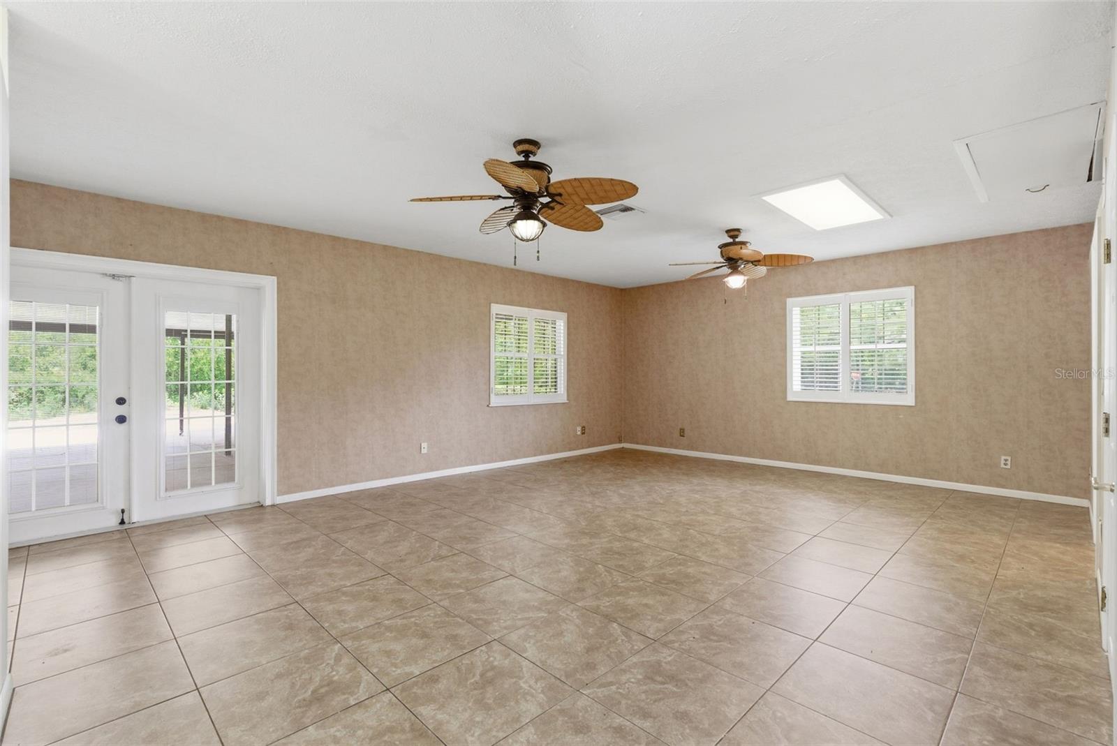 13525 301 HWY N, THONOTOSASSA, FL, 33592