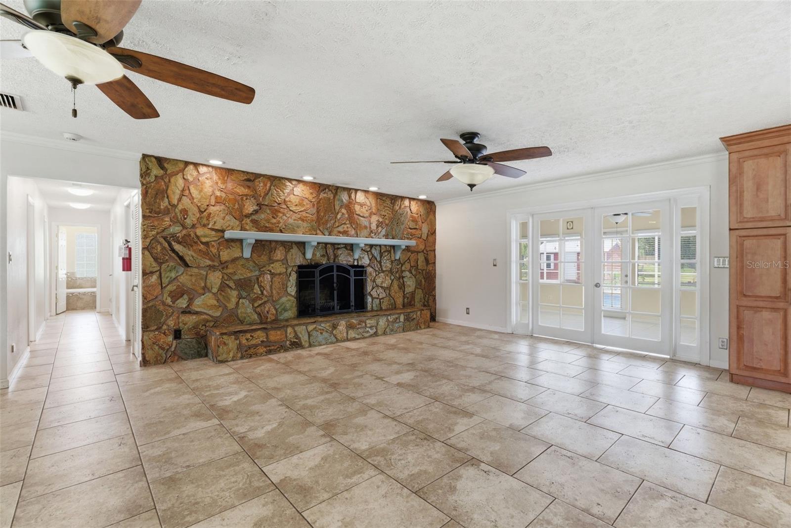13525 301 HWY N, THONOTOSASSA, FL, 33592