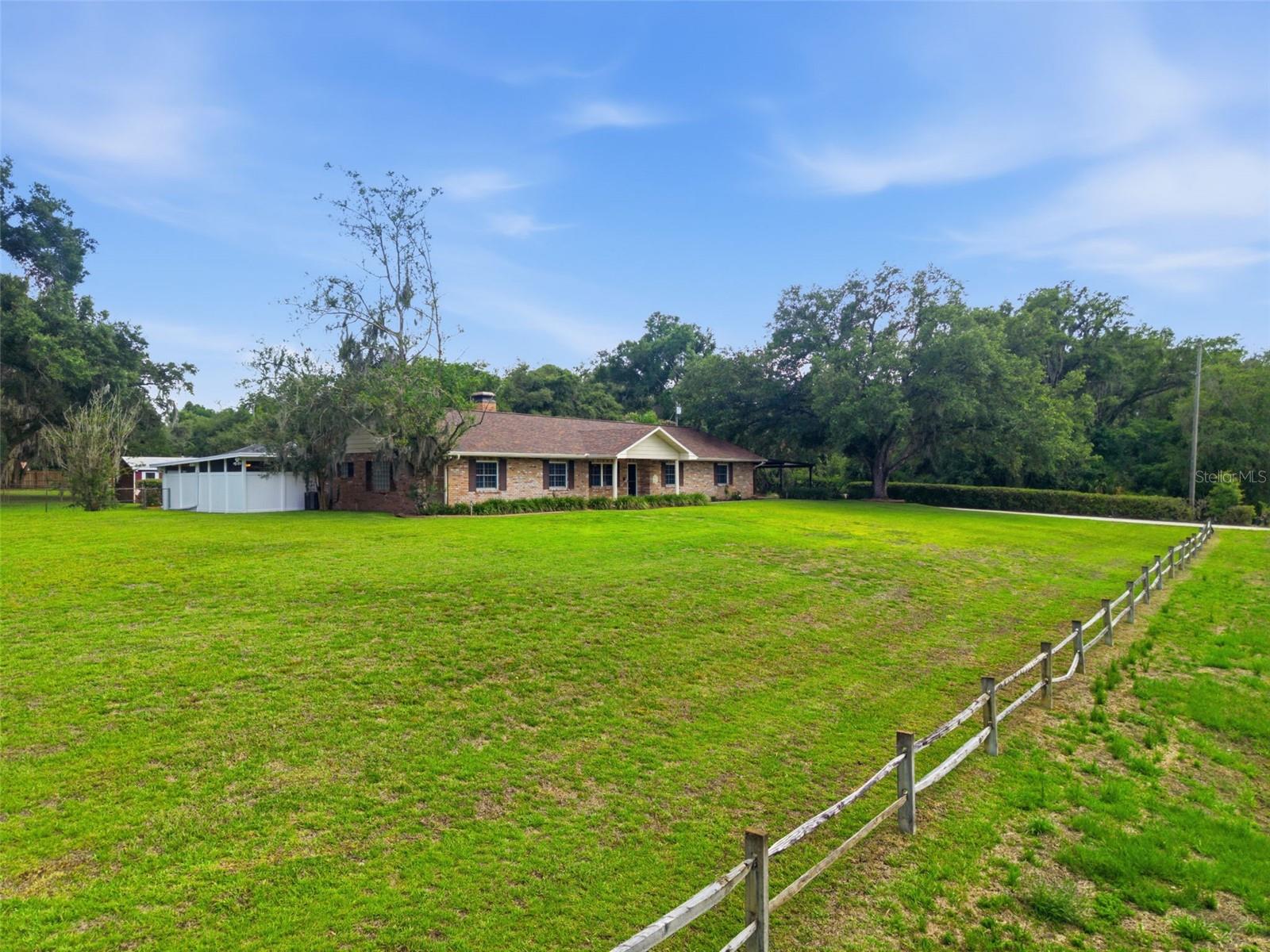 13525 301 HWY N, THONOTOSASSA, FL, 33592