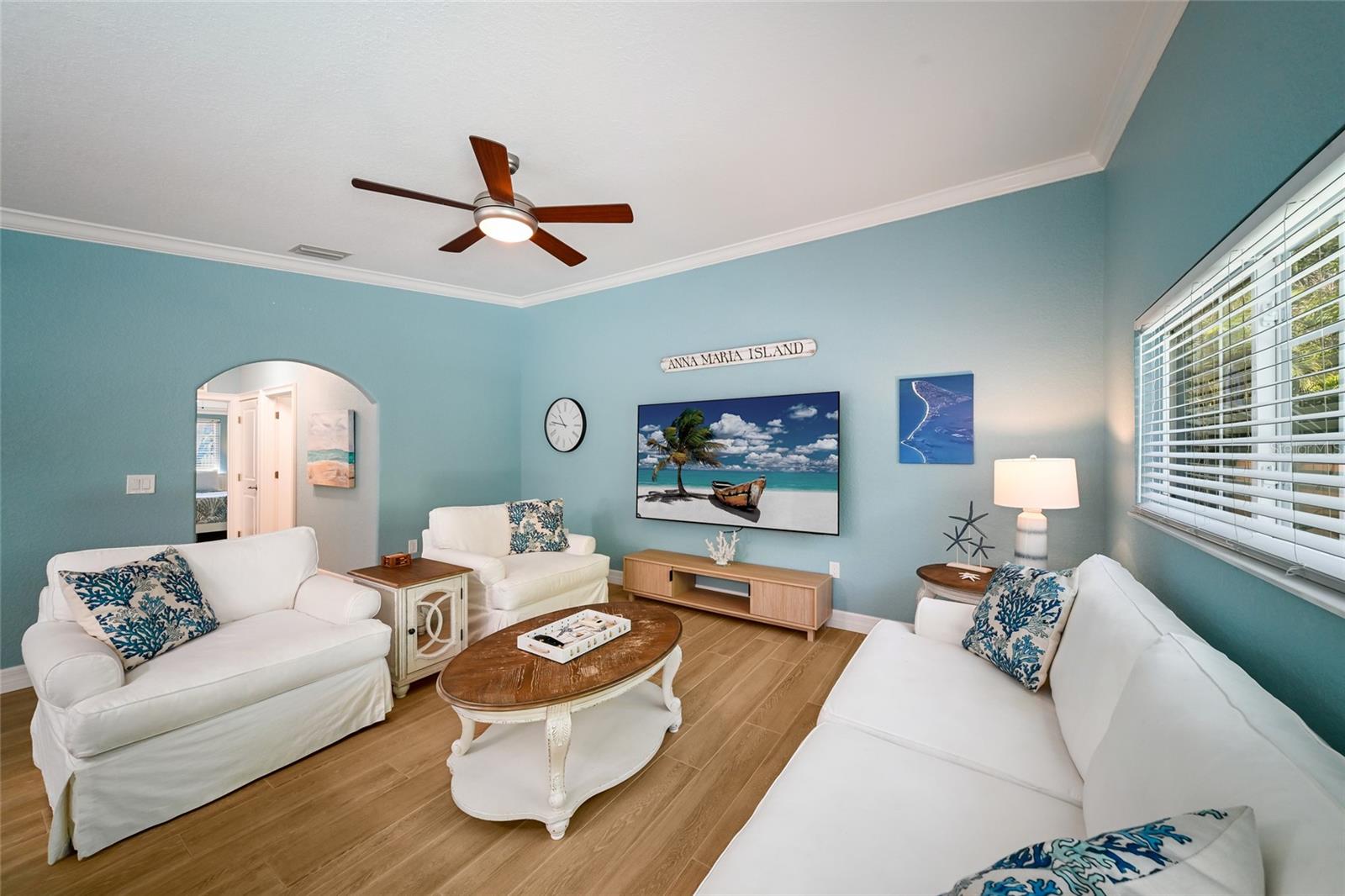 324 64TH ST, HOLMES BEACH, FL, 34217