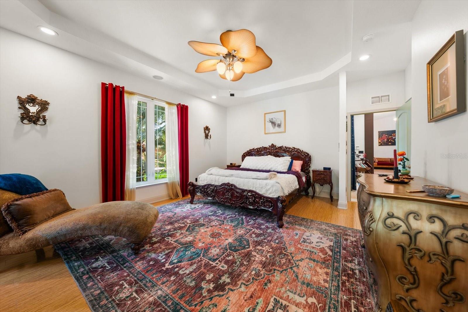 2400 SHERWOOD LN, CLEARWATER, FL, 33764