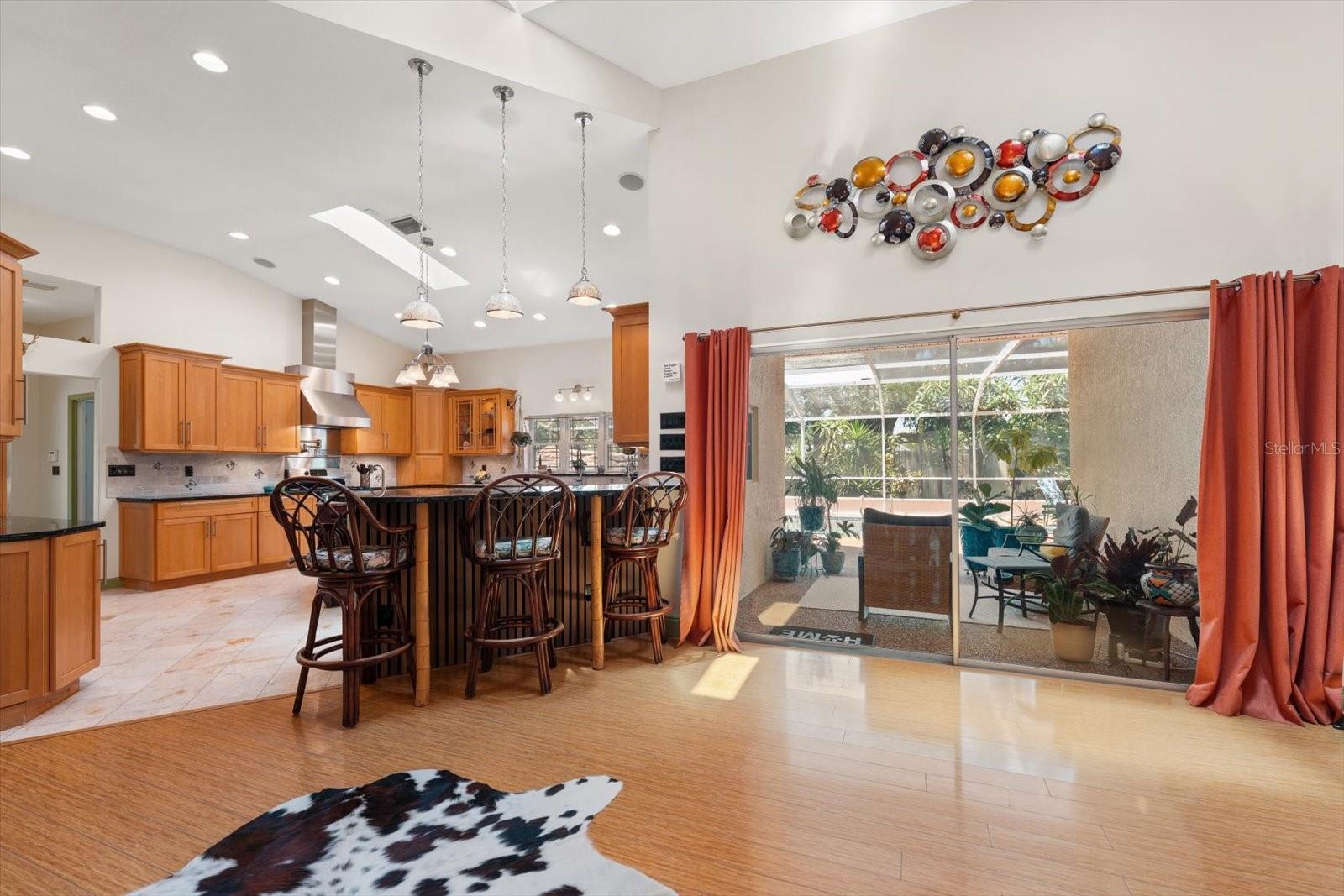 2400 SHERWOOD LN, CLEARWATER, FL, 33764
