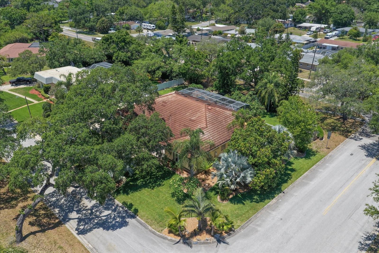 2400 SHERWOOD LN, CLEARWATER, FL, 33764