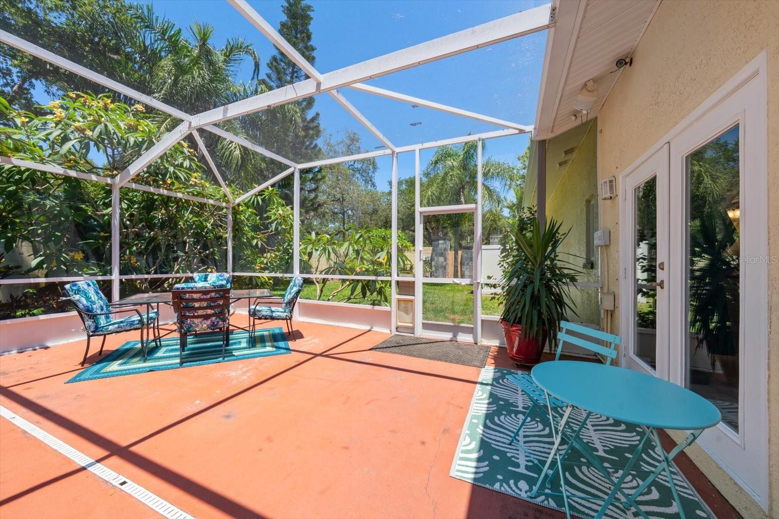 2400 SHERWOOD LN, CLEARWATER, FL, 33764