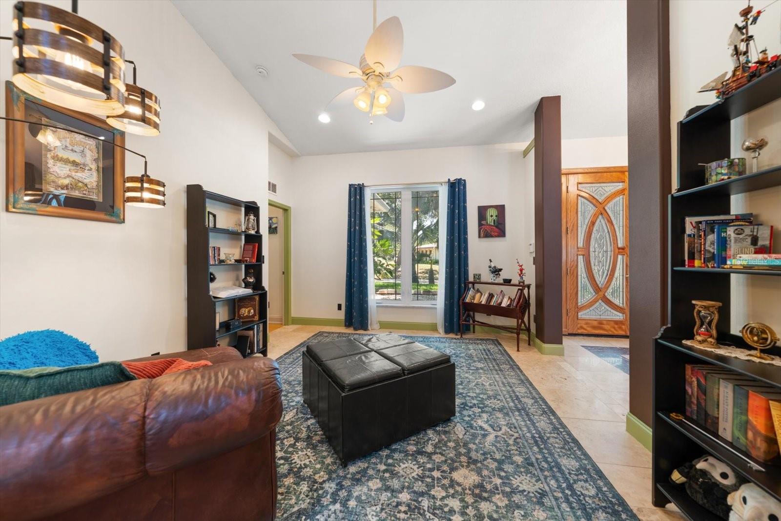 2400 SHERWOOD LN, CLEARWATER, FL, 33764