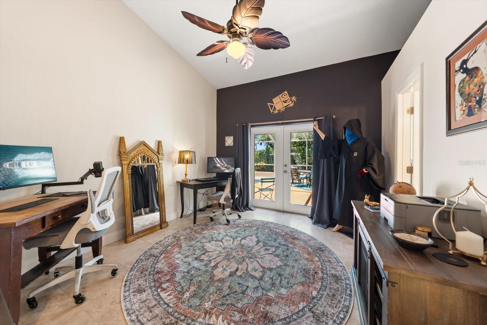 2400 SHERWOOD LN, CLEARWATER, FL, 33764