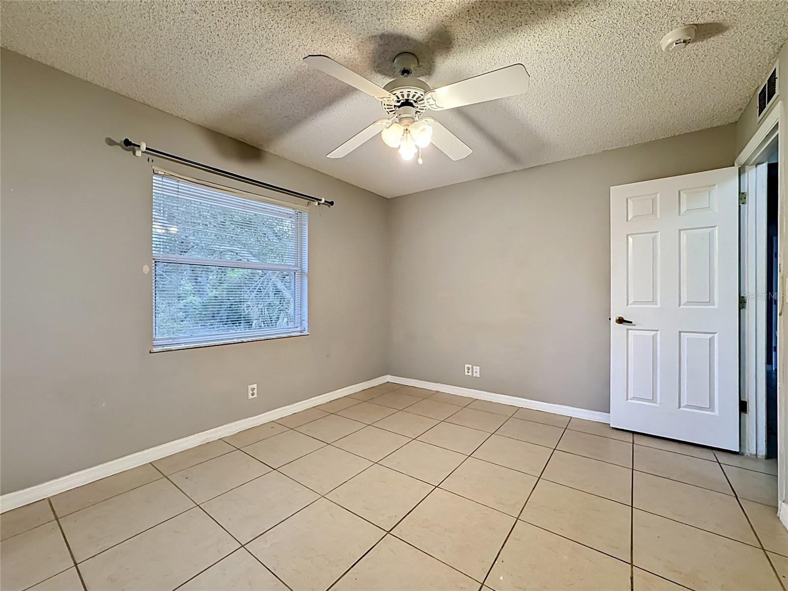 1570 S BISCAYNE DR, NORTH PORT, FL, 34287